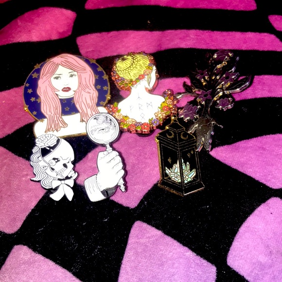 ✨🆕BNWOT! Witchcraft Set Of Enamel Pins! Super cute and unique! ✨ - Picture 1 of 16
